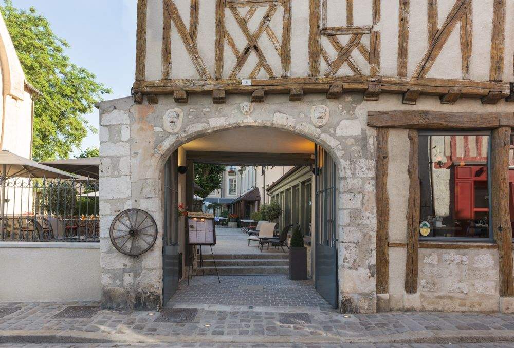 Le bistrot d'Aux Vieux Remparts à Provins